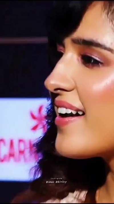 Everyone wants more of her dance videos 🤤