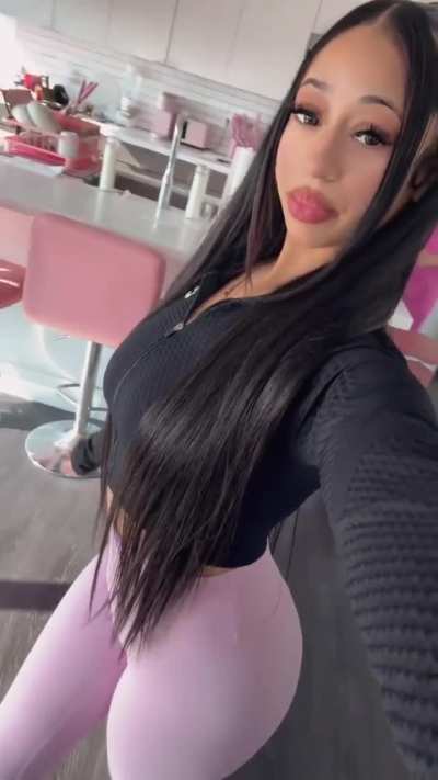 Jaden Newman 🖤🩷 | via IG story (02-02-25)