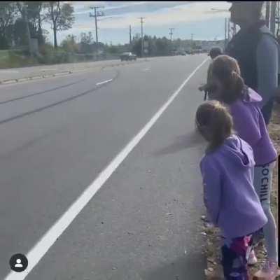 [USA] dodge challenger driver thinks he's driving a sports cars