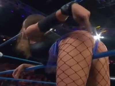 Brooke Tessmacher on the ropes