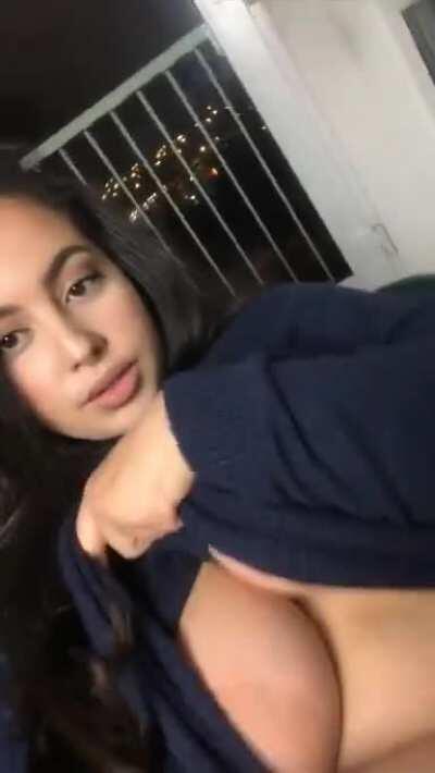 They're big AND soft! [gif]