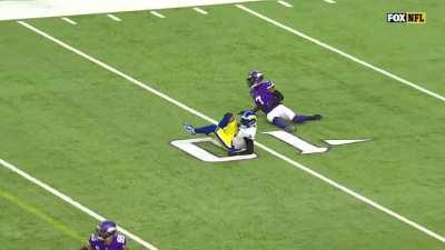 [Highlight] OBJ attempts to run through Patrick Peterson