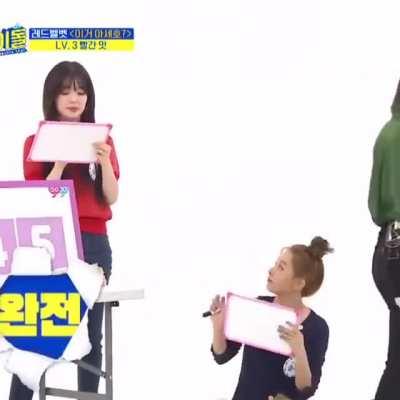 When Seulgi thought Irene was looking at her answers