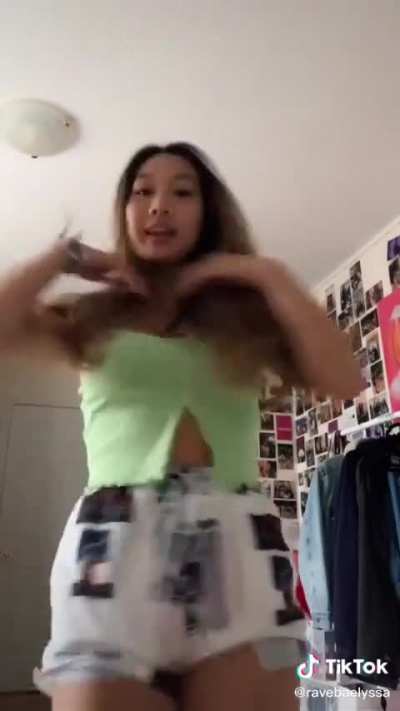 Anyone remembers/wanna chat about her?