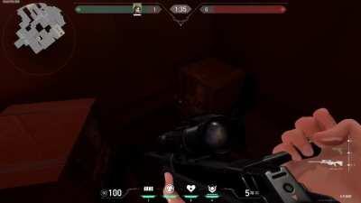 Not sure if anyone has found this teddy bear on icebox but here is another one!