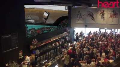 when wags does the thing