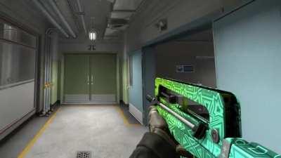 Holographic Famas rework, where the skin changes depending on the lighting!