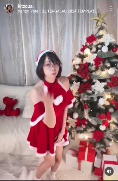 More Christmas Kitzcua P.2