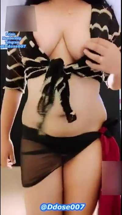 Aadhya FULL NU*de. Famous Insta Model Aadhya Dancing FULL N00DE in her Latest Premium Live 😋 FULL 10MIN+ VIDEO. FULL 10MIN+ VIDEO Download Link in Comments👇👇👇