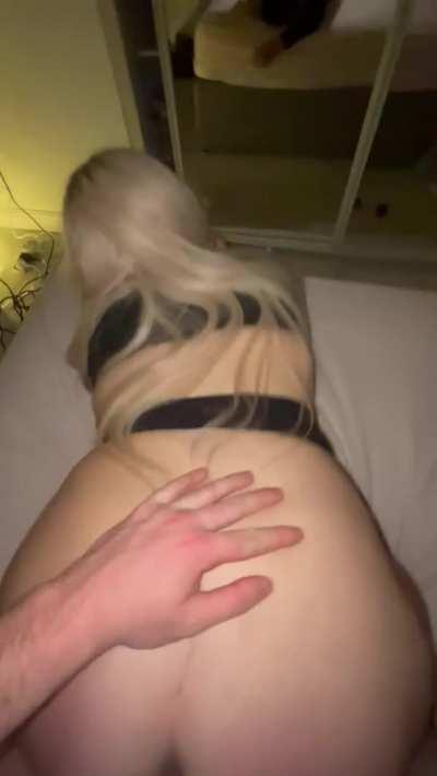 NEW 12 minute video uploaded to my only fans NO PPV, all of my posts are included in my sub price! Lots of anal and cock sucking😋 Onlyfans.com/amyvx