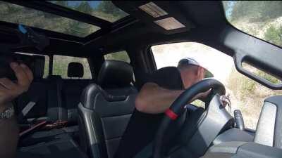 Sebességzóna énén