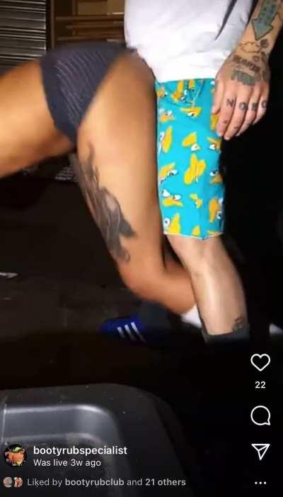 Ever felt some soft cheeks clap on your dick vigorously?