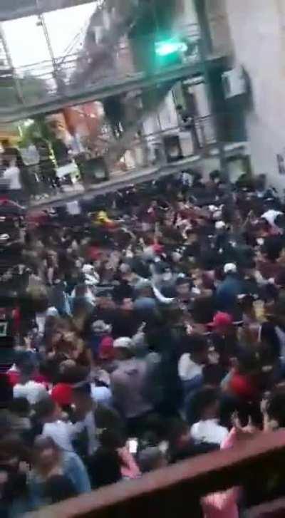 Fiesta Covid en el Fuerte Apache