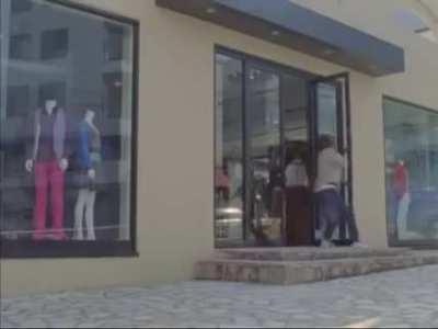 kaanu flixo standos powah