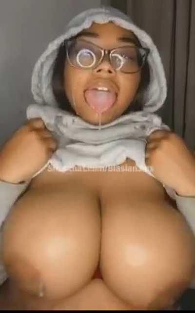 Rate 1-10 😩be super honest