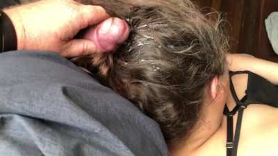 Cum in her hair 