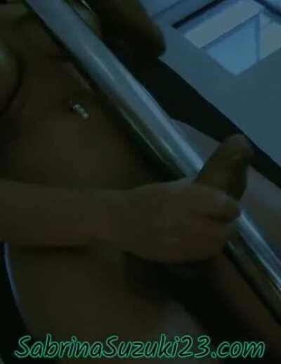 Pole + pole (Sabrina Suzuki)