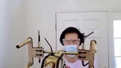 Mask slinger, enemy of anti-maskers and destroyer of selfishness