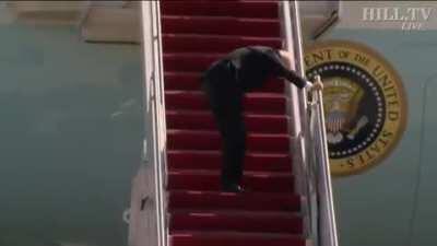 Putin deve estar se cagando de rir