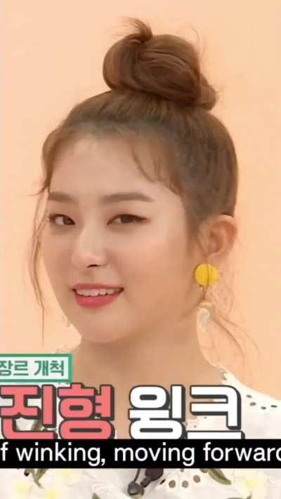 Seulgi wink attempt so cute 