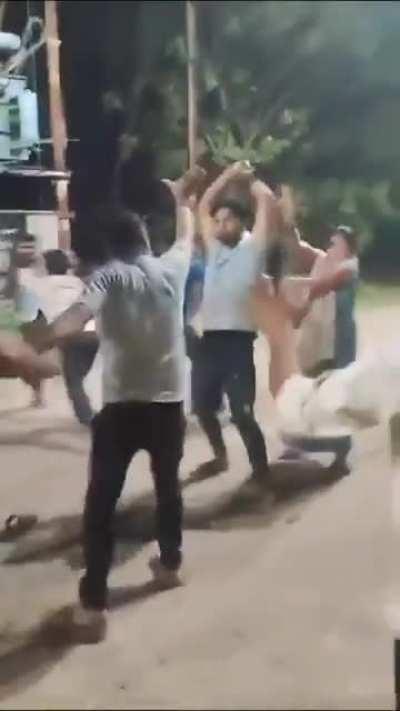 Roman-Reigns Superman Punch kinda brawl b/w Two Groups in Chattisgarh, India