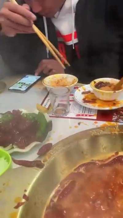 to enjoy your meal while scrolling on the phone