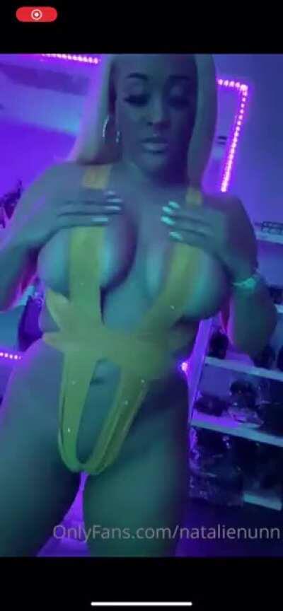 Who got the shower vid ?!