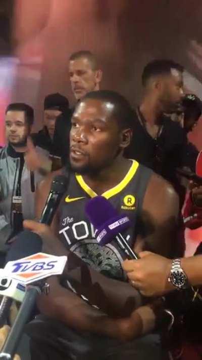 KEVIN DURANT CONFIRMED WAVY! LISTENS TO FRANK OCEAN EVERYDAY!