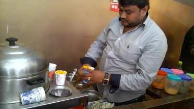 Musical corn maker in Coimbatore, Tamil Nadu, India.