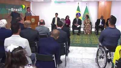 Reação da Michelle Bolsonaro, agora com mais drama