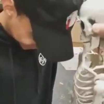 What is a skeletons favourite snack?