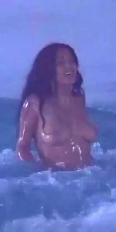 Salma Hayek...Nsfw