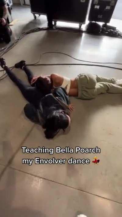Bella Poarch - Envolver dance