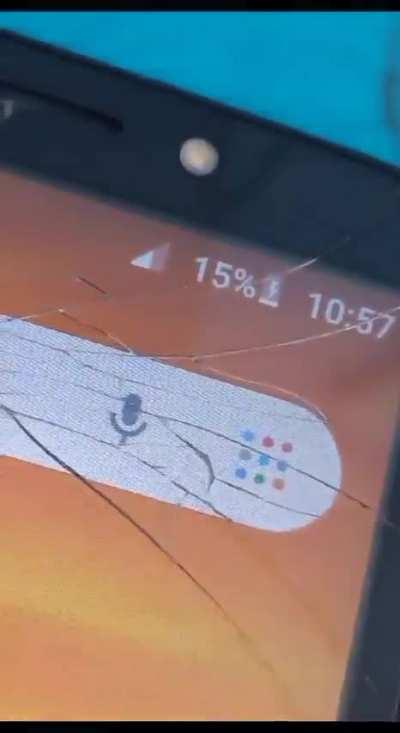 Se liga nesse novo conceito, descarregador, tira energia do seu celular e manda pra sua casa