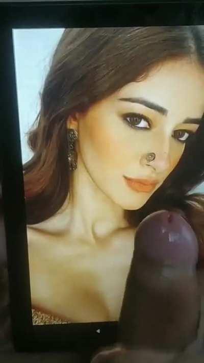 Ananya is such a tight slut 🍆💦💦🥵