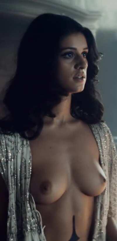 I hope we get to see more of Anya Chalotra and her fantastic tits soon