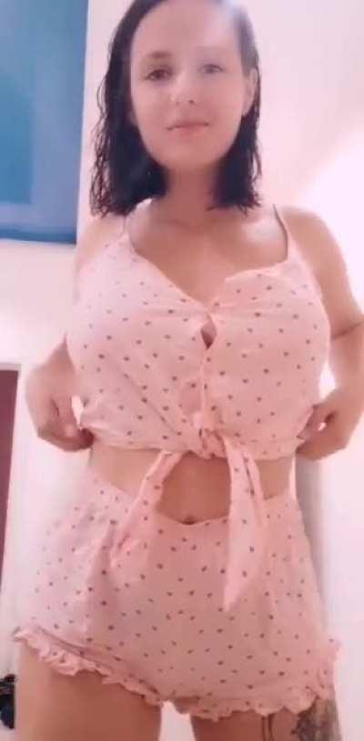 you did not have time to take a shower with me, will you join now? [OC]