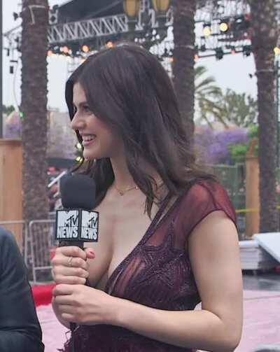 Alexandra Daddario