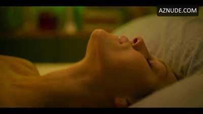 Ester Exposito 🤤🤤