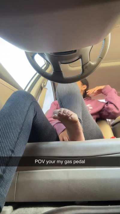 Where do I find guys that like feet?👣 irl ??