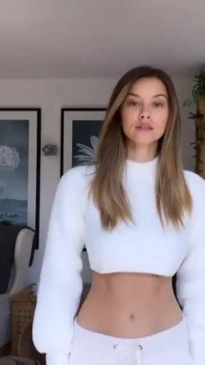 Nicola Cavanis (@nicolaca_)