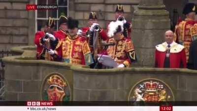 Declaration of God Save the King met with boos in Edinburgh