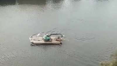 GONE KAYAKING. BE BACK LATER.exe