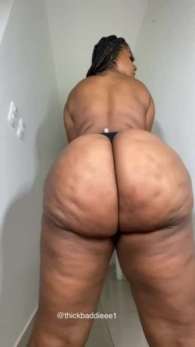 Do you like thick women?