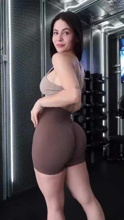 PAWG Alert!