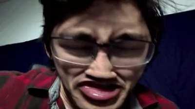 When you see something distracting