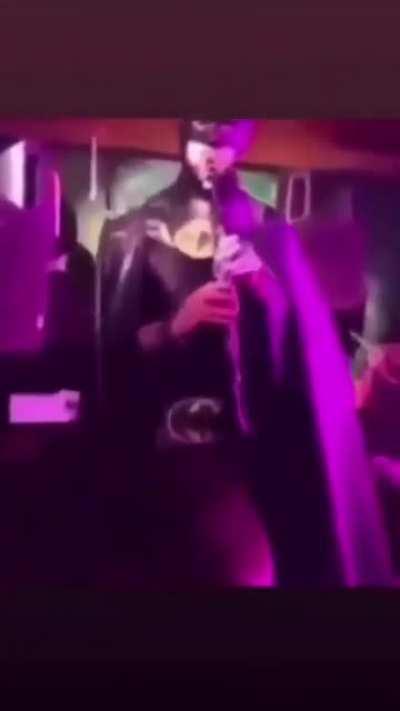 Ne zaman ki Wayne şirketi batmıştır