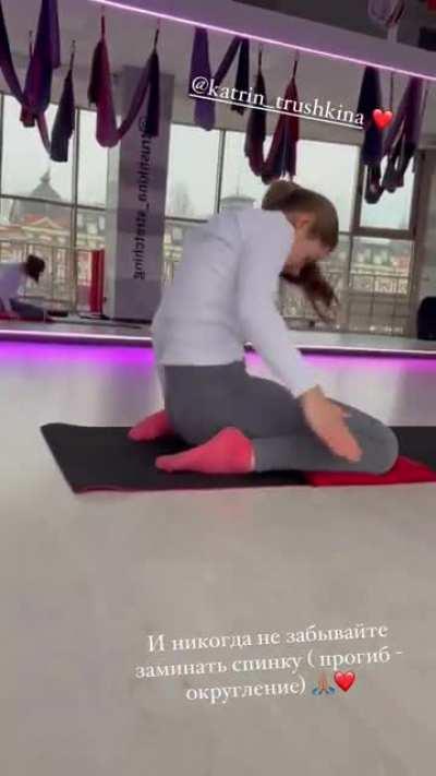 I have no idea whats going on here but i vibe with it