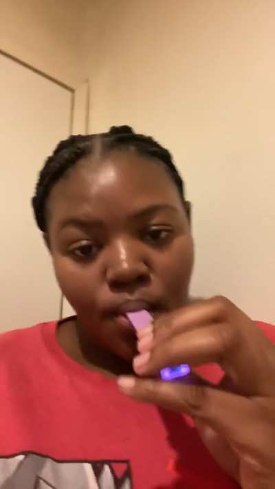 It’s New Yeard Eve and I’m just starting my Party💨💚💕