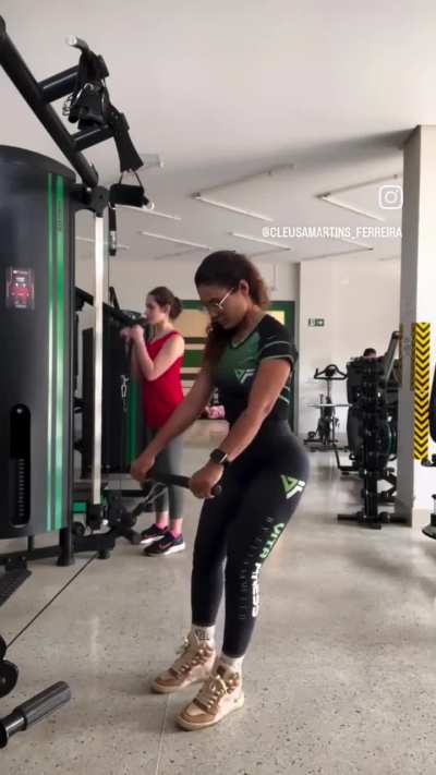 @cleusamartins_ferreira gostosa rabuda